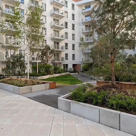 Elegancki Blisko Rzeki W Gdansku By Renters Gdansk