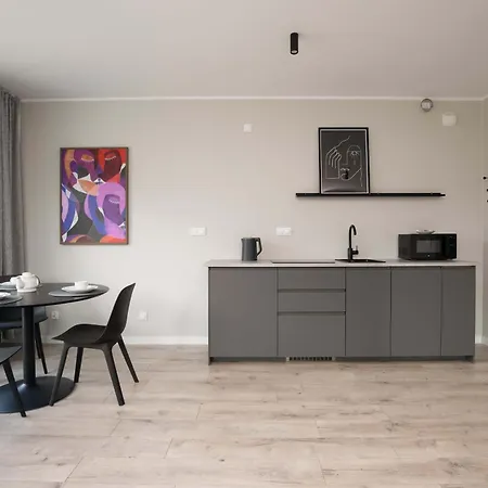 Elegancki Blisko Rzeki W Gdansku By Renters Danzica